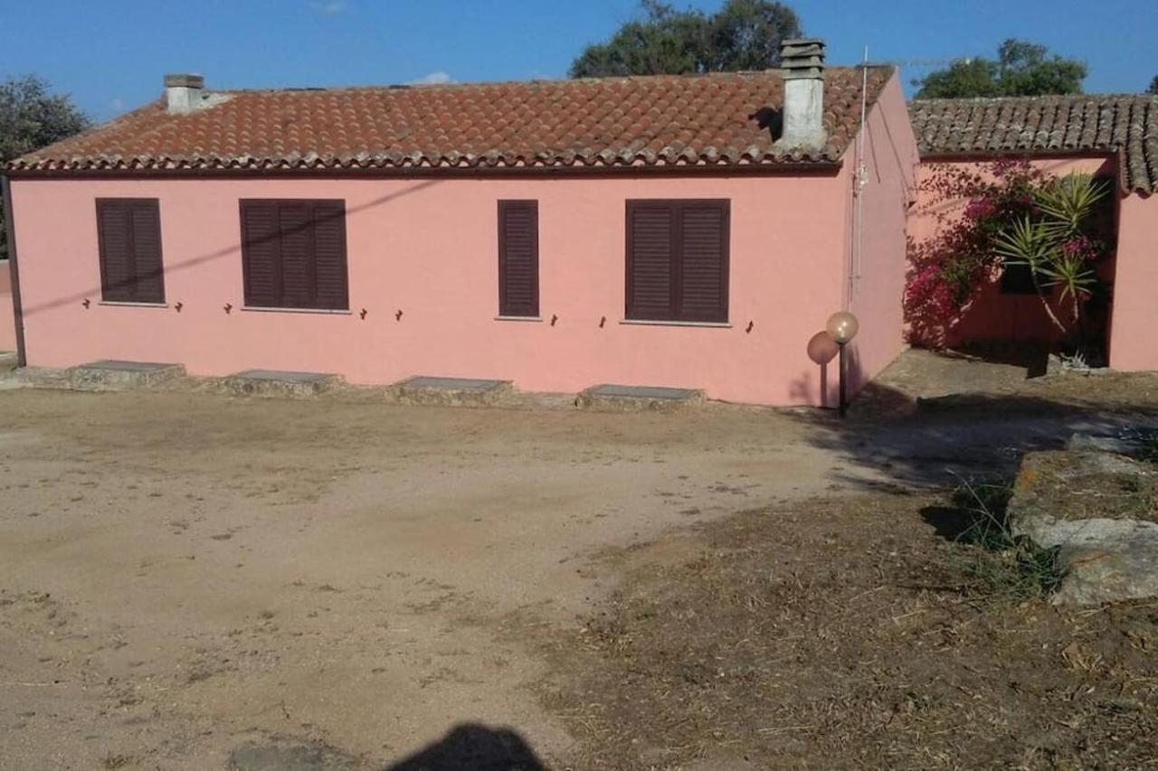 Lu Lisandru Telti Exterior foto